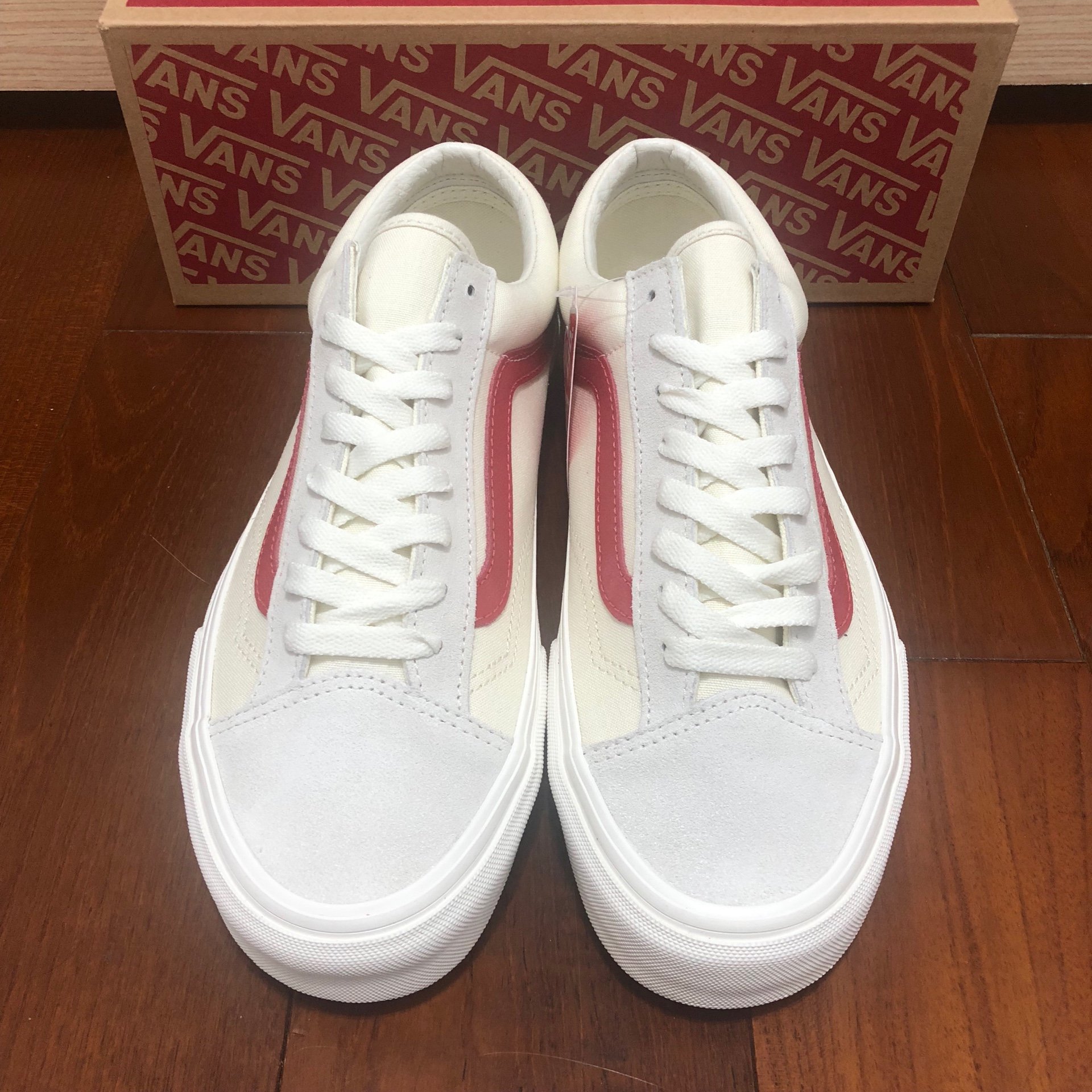 CHIEF' VANS STYLE 36 GD 權志龍白底紅logo 紅線台灣公司貨亞洲限定