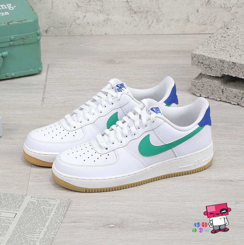 球鞋補習班W NIKE AIR FORCE 1 07 LOW 清爽男女白綠藍膠底AF1 DD8959