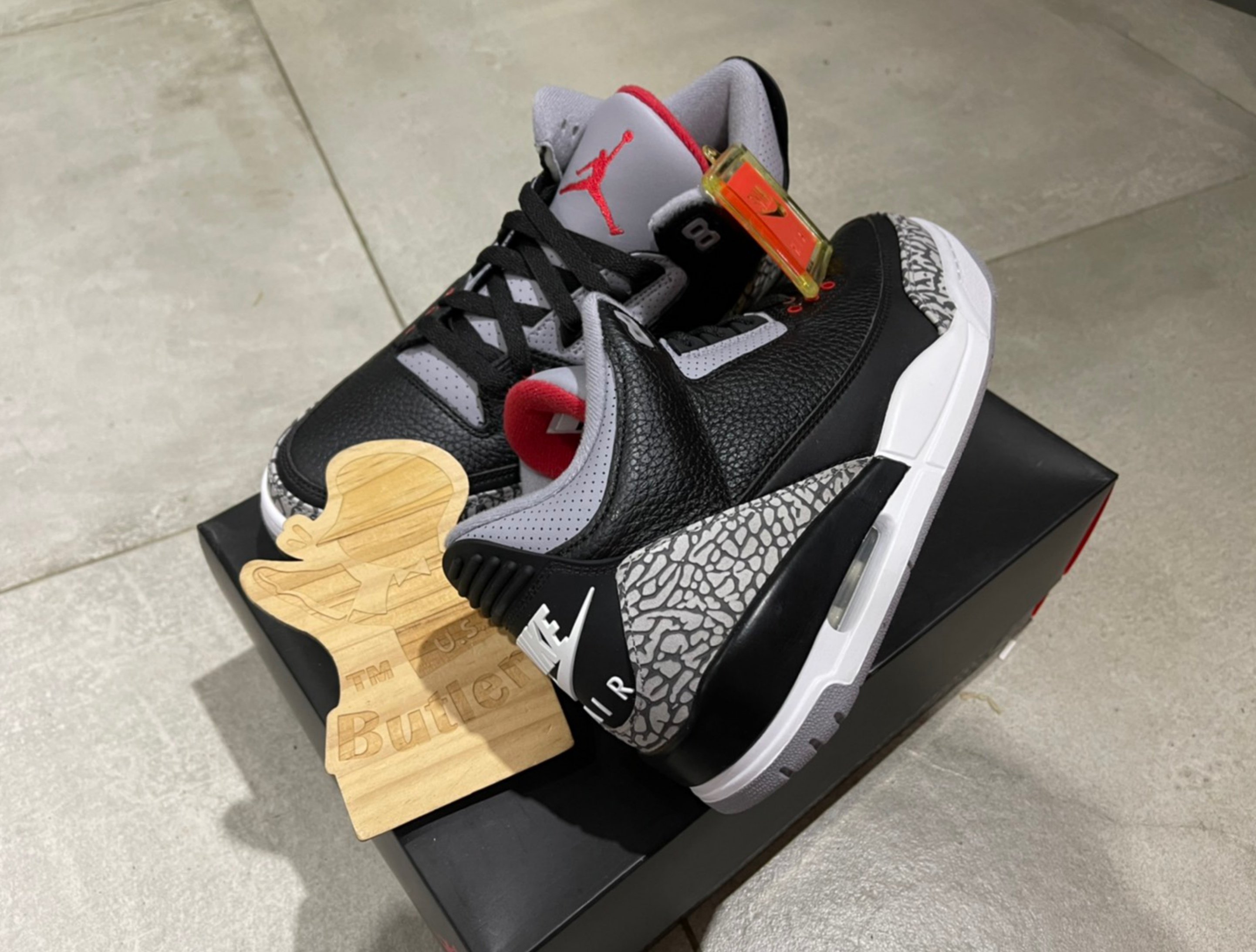 Butler] 現貨Nike Air Jordan 3 OG Black Cement 854262-001 | Yahoo