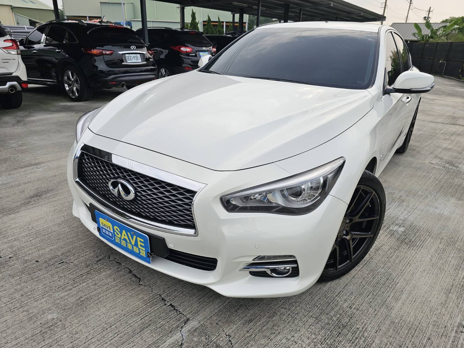 2015 Infiniti Q50