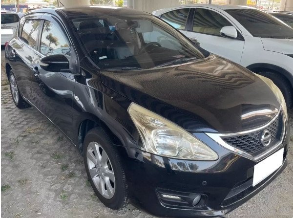 2015 Nissan 日產 Tiida 5d