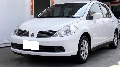 2013 Nissan 日產 Tiida 4d