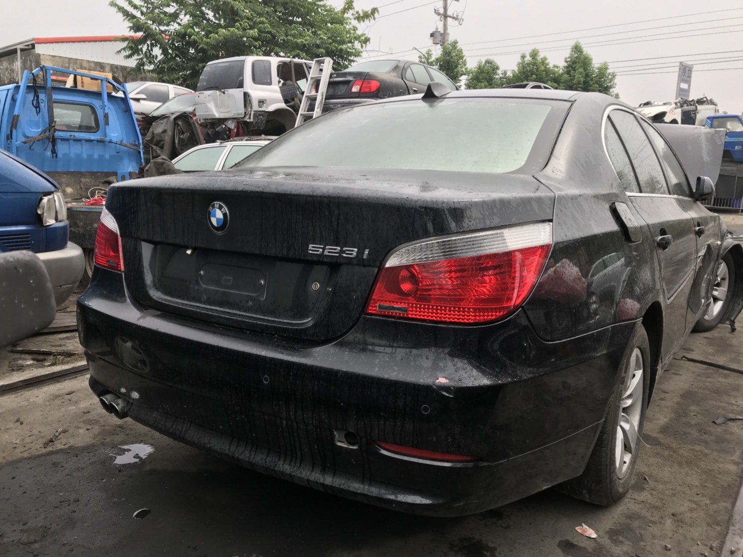 [原立] 汽車零件網 BMW 08年 523 E60 零件車拆賣