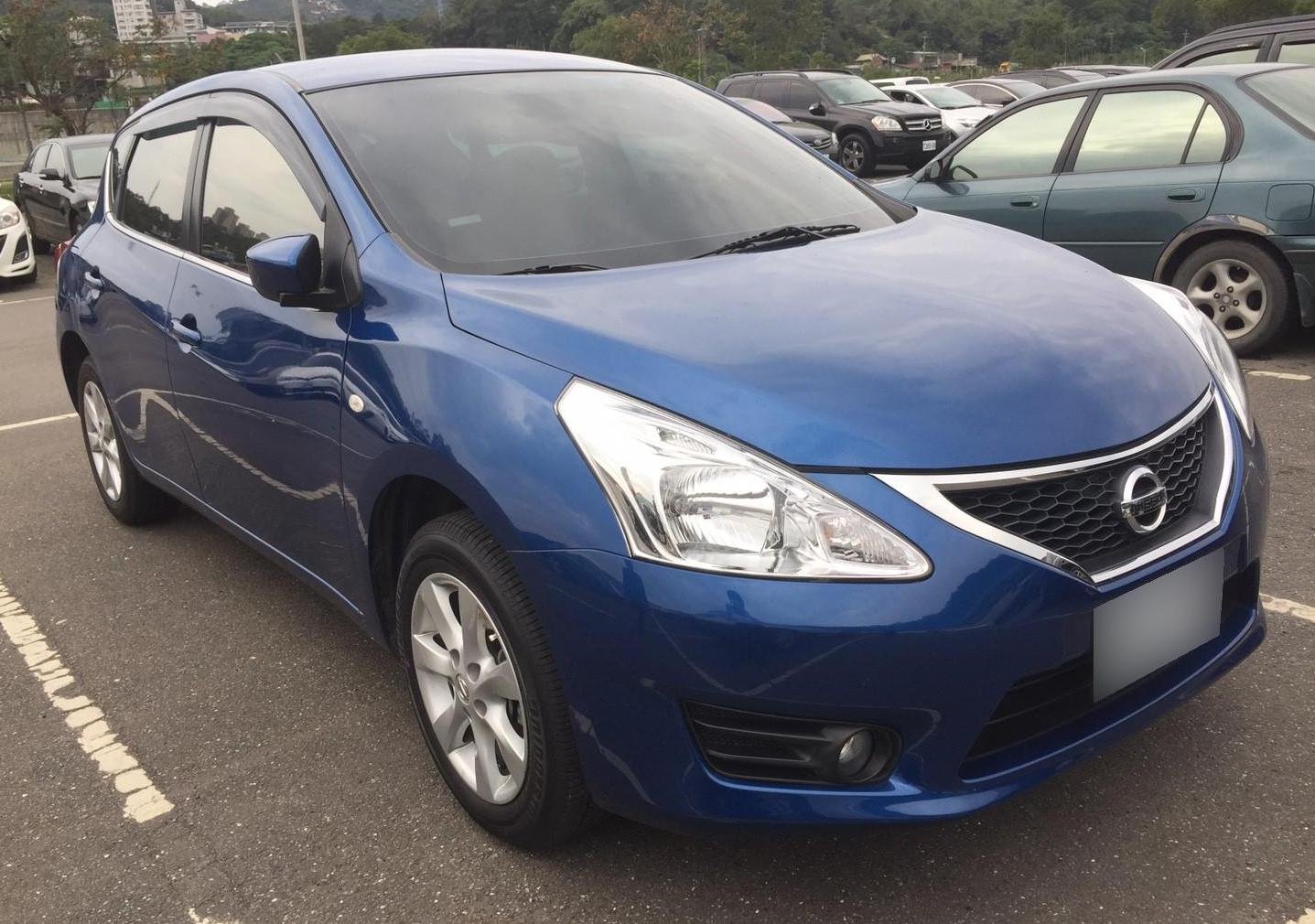 2014 Nissan 日產 Tiida 5d