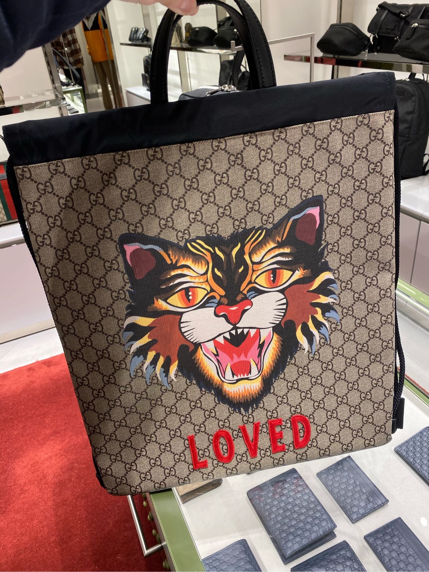 Gucci GG ANGRY CAT キャップ アングリーキャット グッチ 値打ち