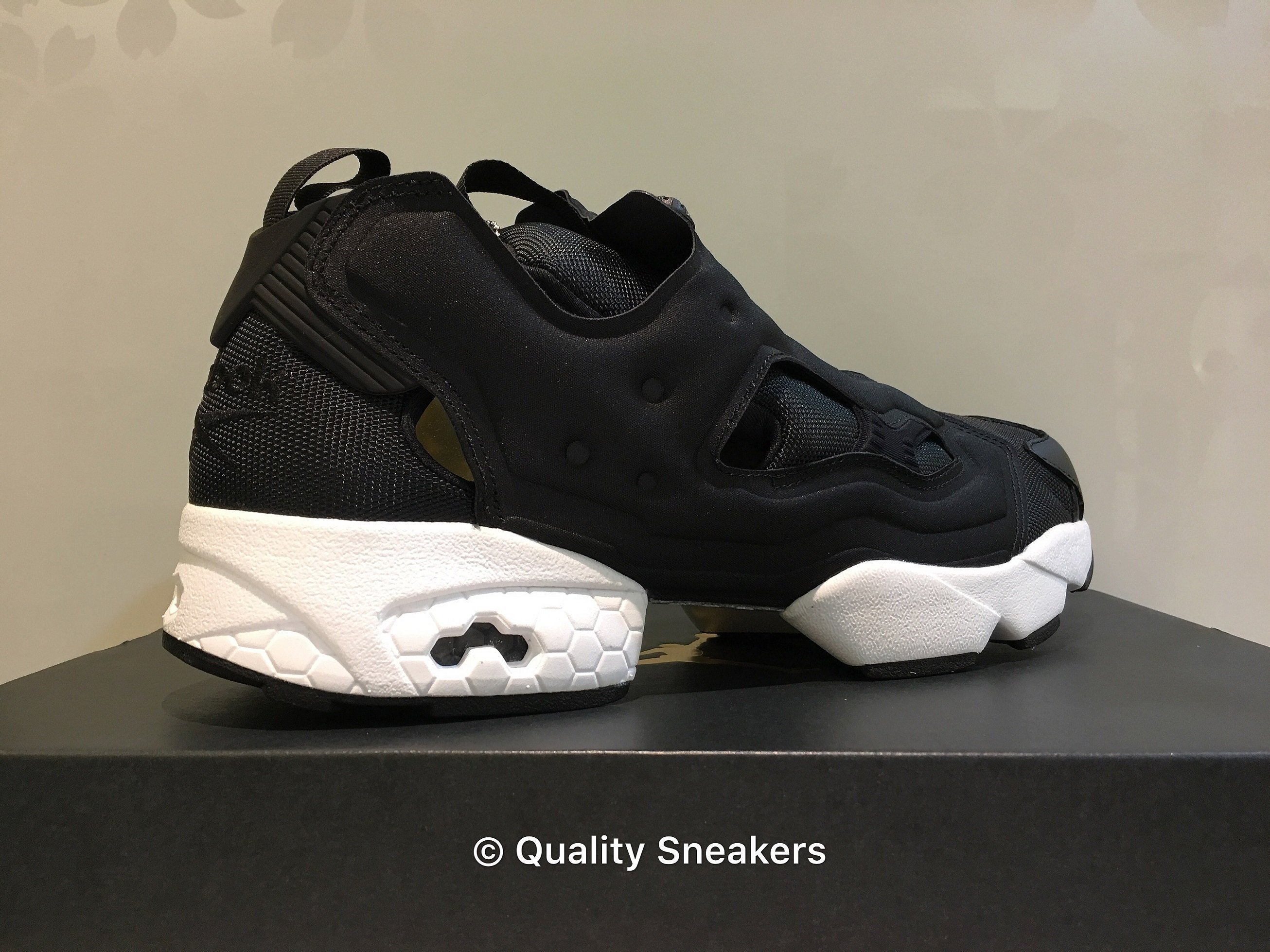 現貨- Reebok Insta Pump Fury OG 黑白黑魂尼龍布充氣男女段V65750