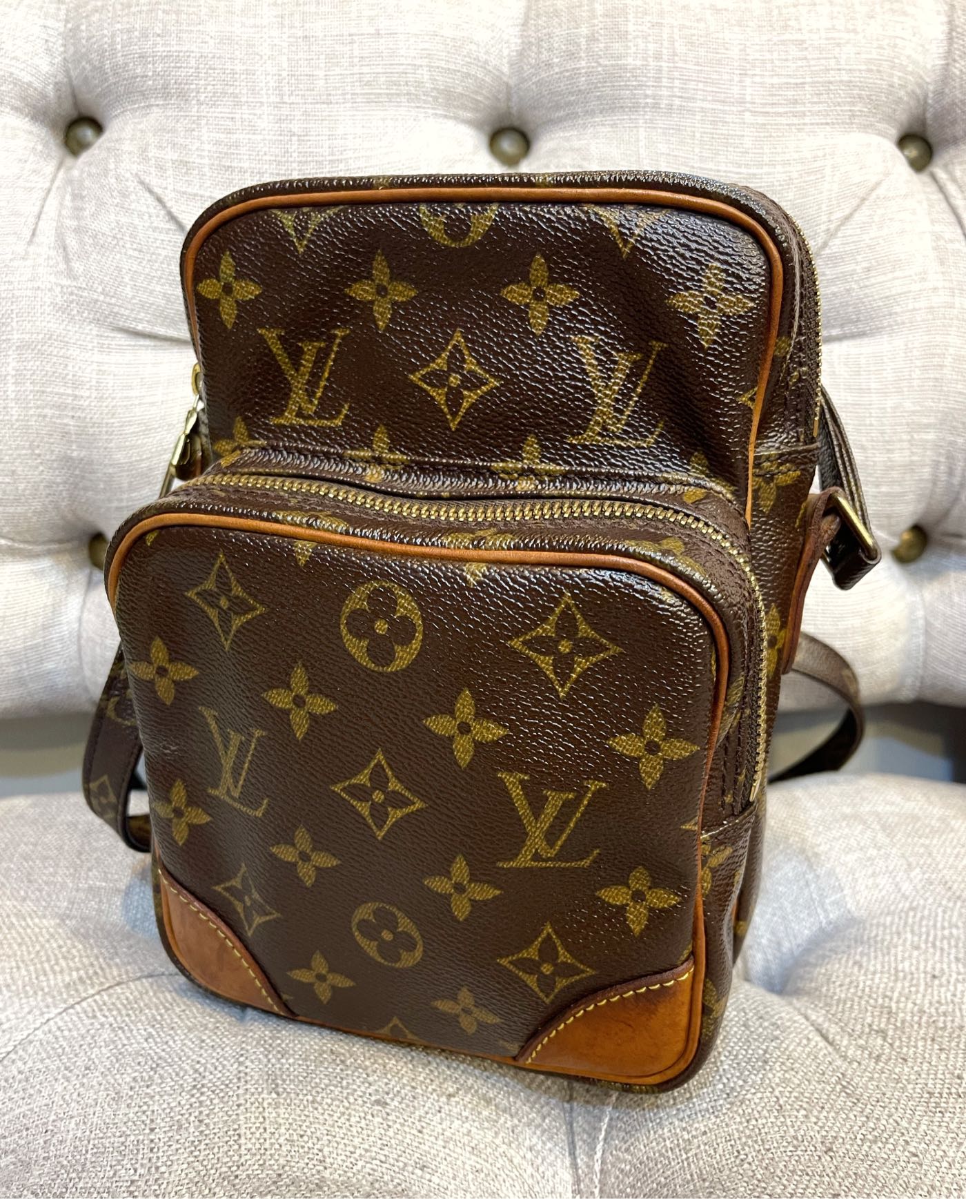 LV 經典 Monogram Amazone 雙層 小子母 斜背包 相機包