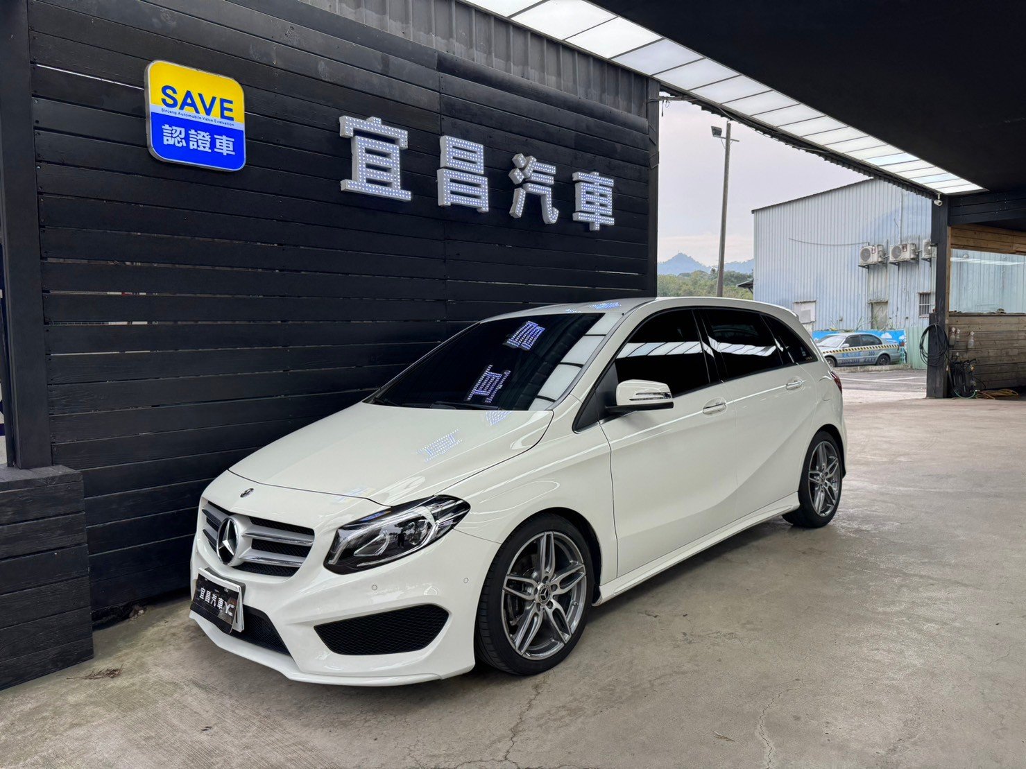 2018 M-Benz 賓士 B-class