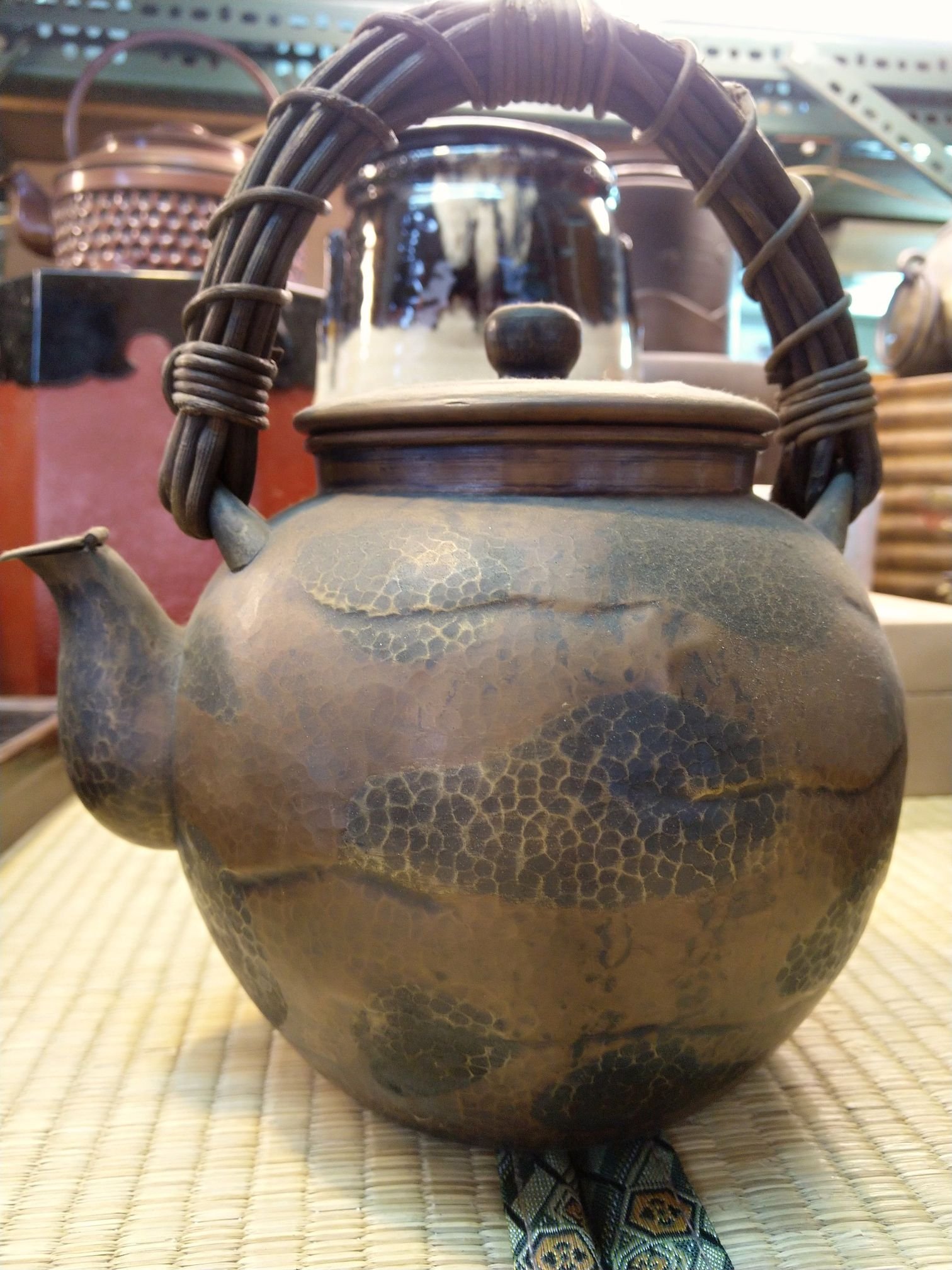 銅細工 将軍壺 龍鳳茶壺 茶道具 香道具 装飾品 工芸品 美術品 置物