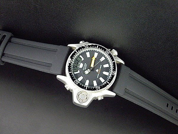 運動風20mm or 22mm小沛雙溝紋矽膠錶帶替代同規格原廠部品seiko timex