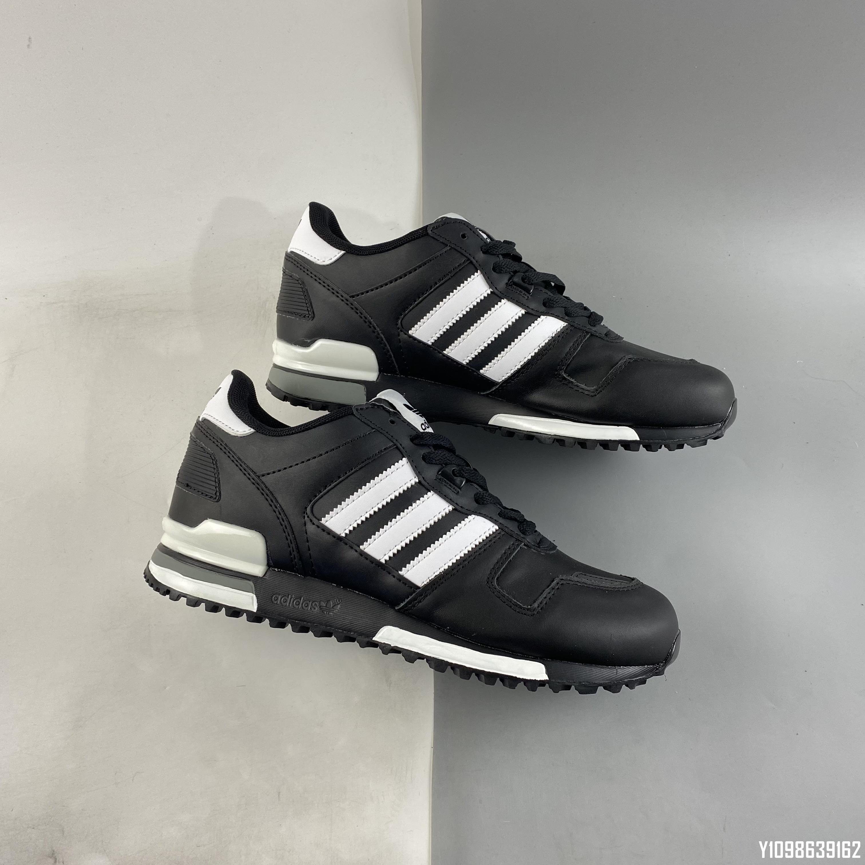 adidas Original ZX 700 黑白中底百搭運動慢跑鞋G63499 男女鞋| Yahoo 