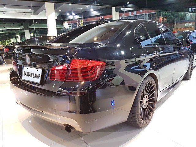 BMW F10 前期車裝《※台灣之光※》全新寶馬 F10 11 12 13年改小改款原廠型全LED細光柱尾燈 520I