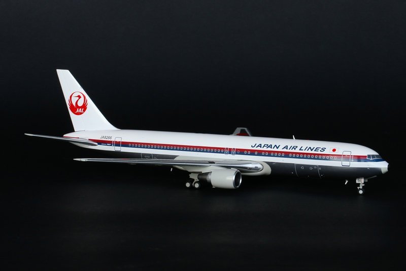 飛行夢想家**JC Wings 1:200 日本航空JAL Boeing 767-300 JA8236