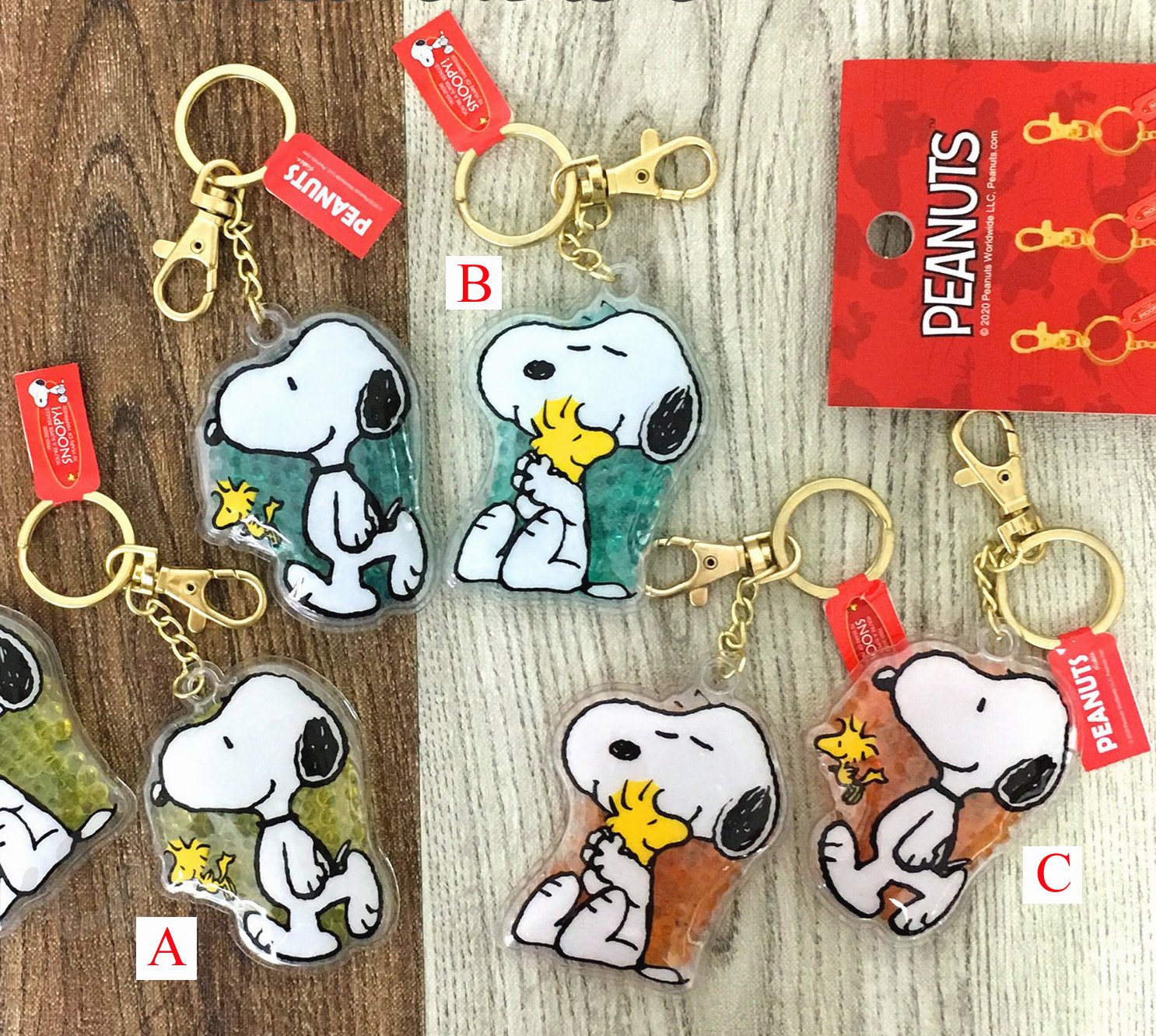 【卡漫迷】 Snoopy 水晶珠 鑰匙圈 五選一 ㊣版 史奴比 史努比 扣環 鎖圈 吊飾 花生漫畫 糊塗塔克