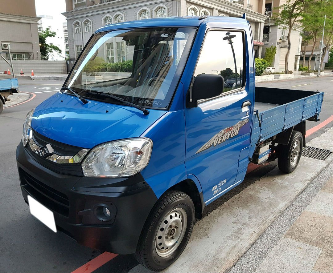 2014 Mitsubishi 三菱 商用車