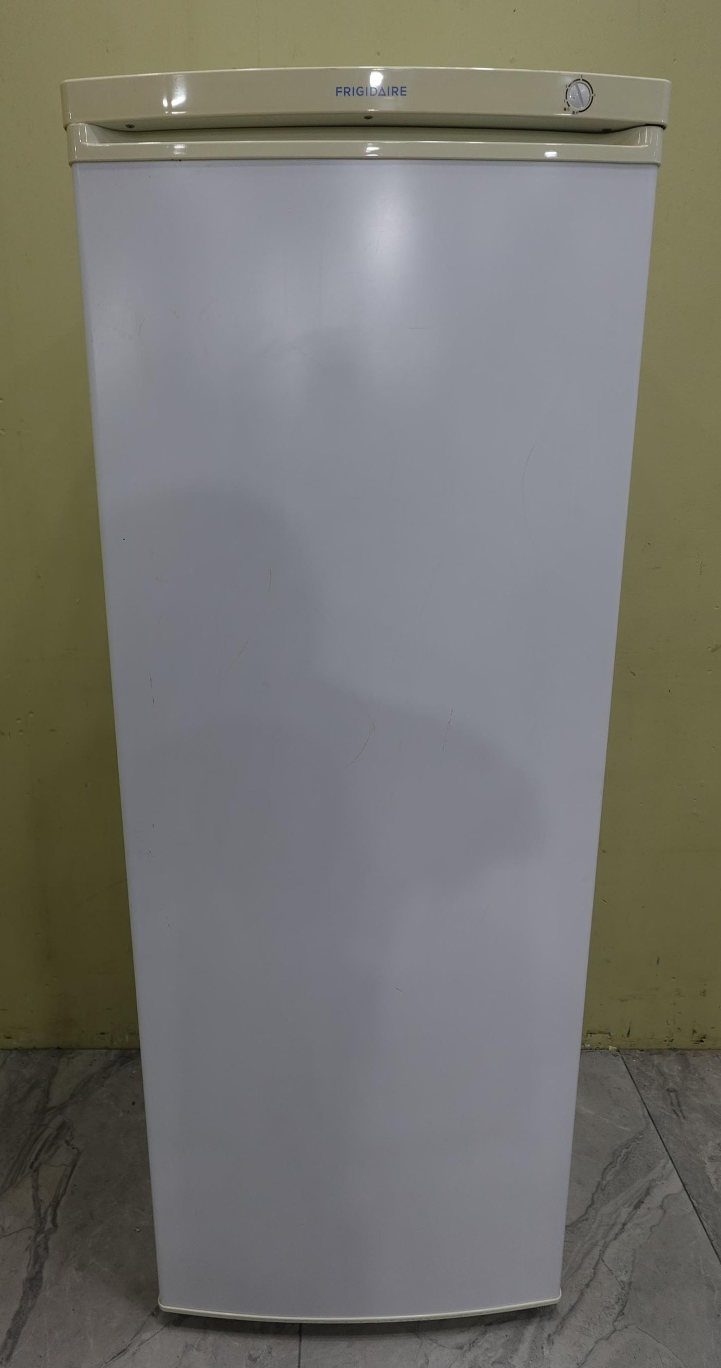 台北二手家電推薦-【富及第FRIGIDAIRE】直立式冷凍櫃 2手 FFU07M1HW 185公升 龜山三重中和永和