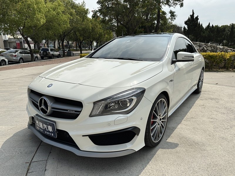 2015 M-Benz 賓士 Cla-class