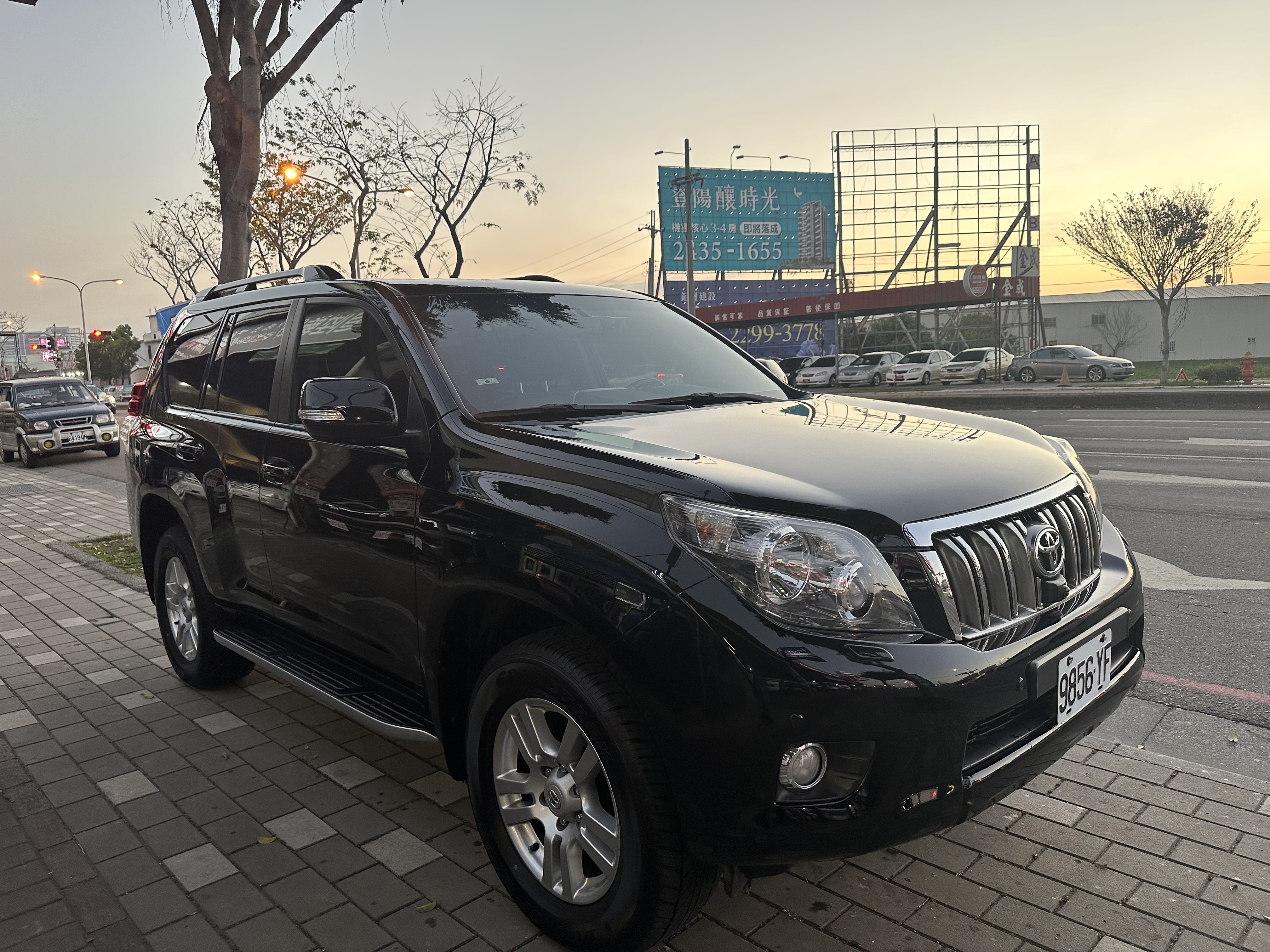 2010 Toyota 豐田 Land cruiser