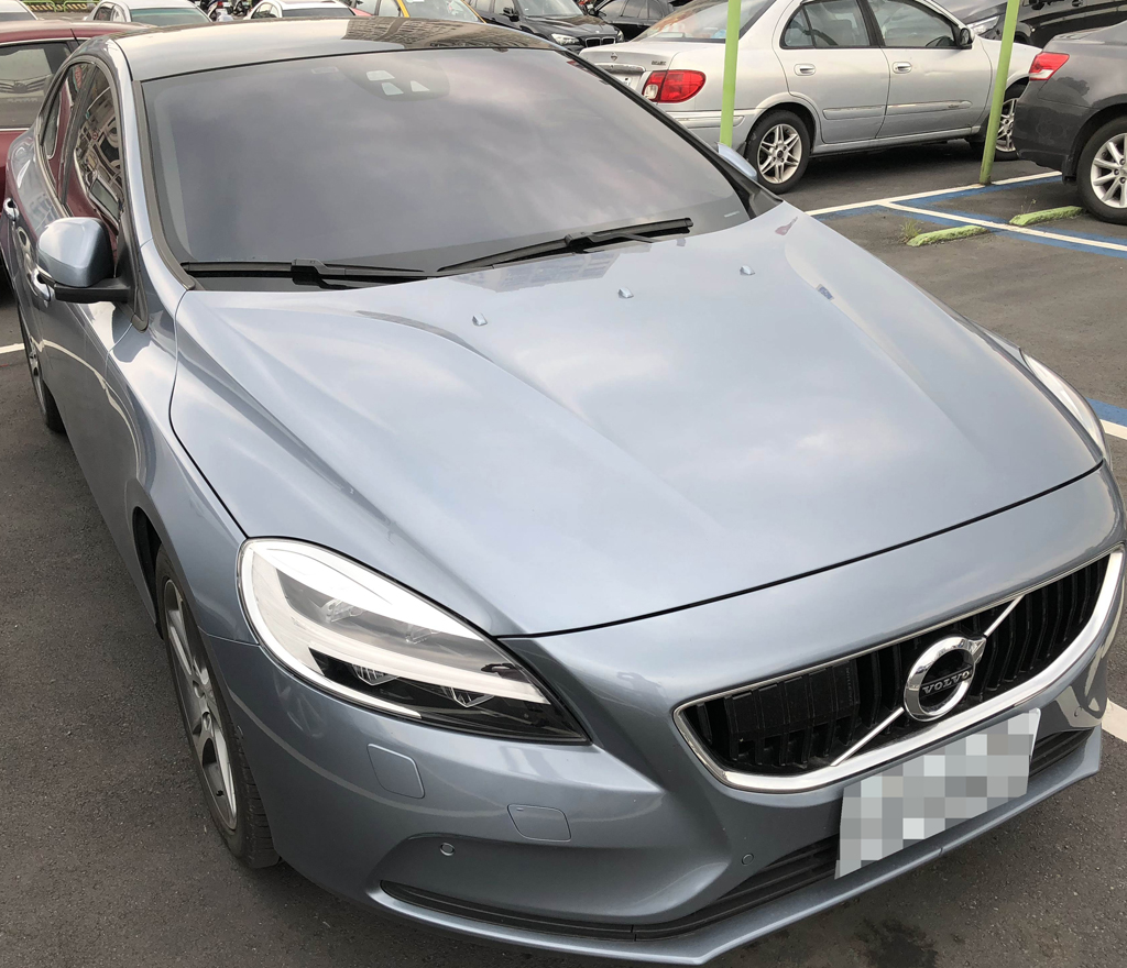 2018 Volvo 富豪 V40