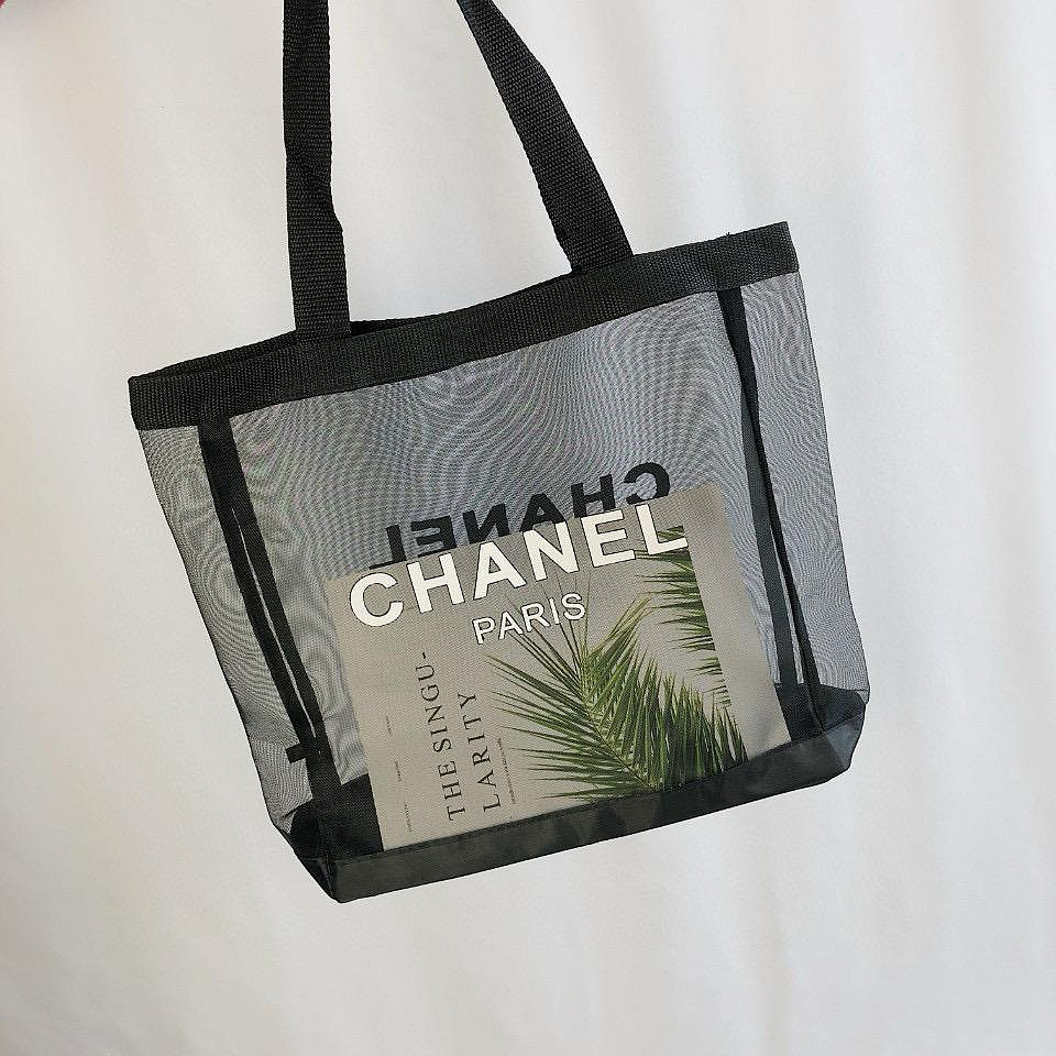 Chanel單肩大網紗購物袋，尺寸：35.5*10*36cm