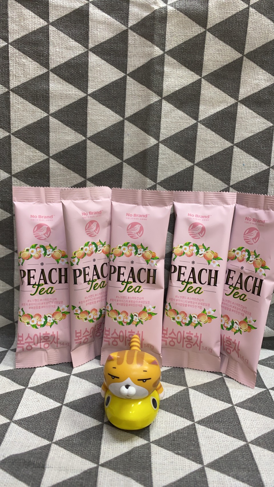 好厝邊 韓國no Brand Peach Tea 即溶茶熱飲冷飲水蜜桃茶 檸檬紅茶單包入 14g Yahoo奇摩拍賣