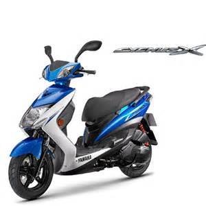 【龍昌機車材料精品】山葉 YAMAHA 3代 三代新勁戰 車殼 正廠公司 原廠車殼 車手前蓋 消光黑