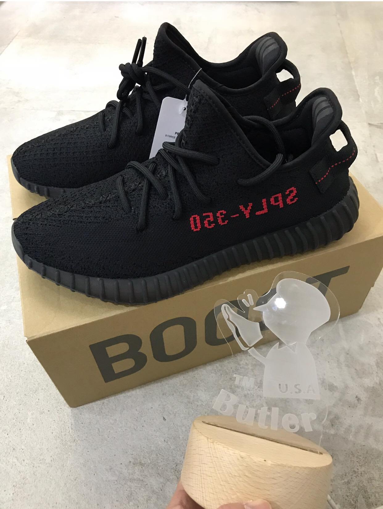 [Butler] 現貨  Adidas Yeezy boost 350 v2  黑底紅字 CP9652 2020版