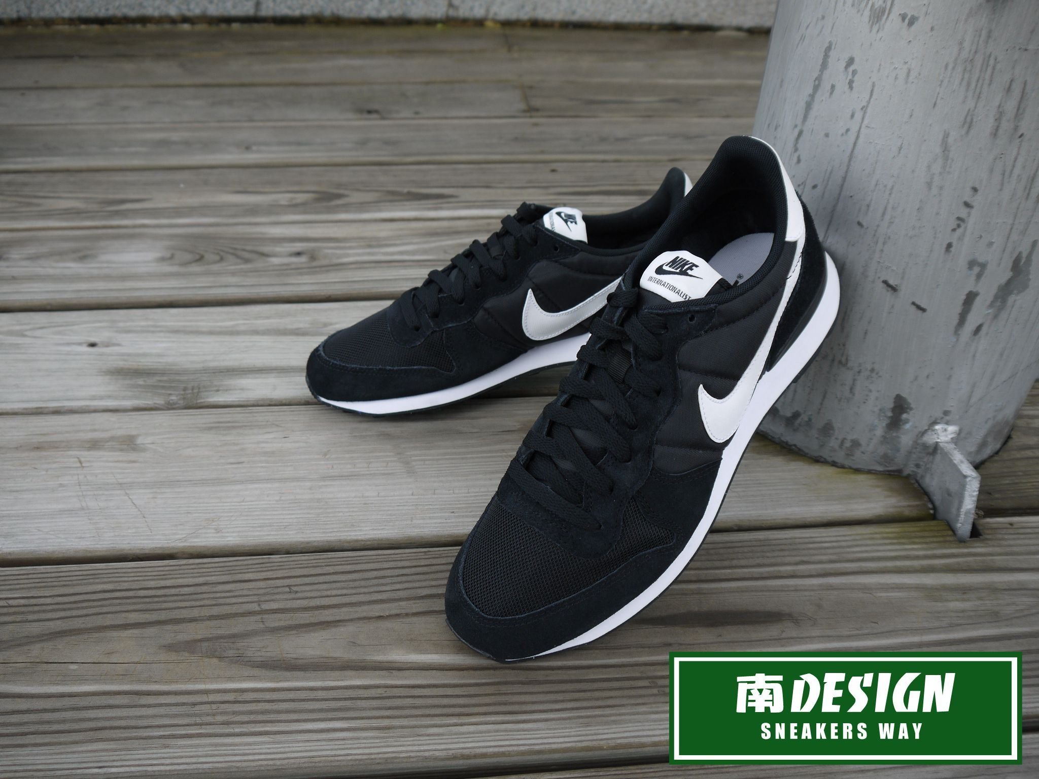 南現NIKE INTERNATIONALIST 黑白基本復古阿甘鞋慢跑鞋631754-011