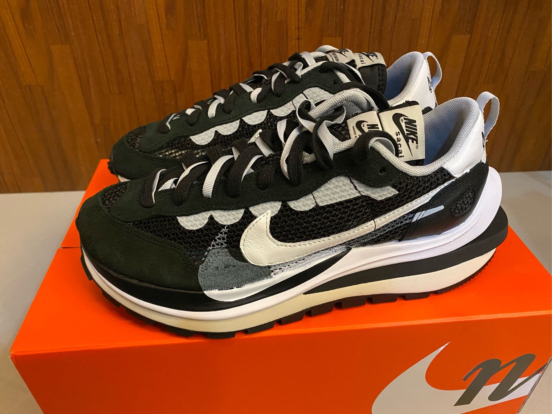 S.M.P】sacai x Nike Vaporwaffle Black/White 黑白CV1363-001 | Yahoo