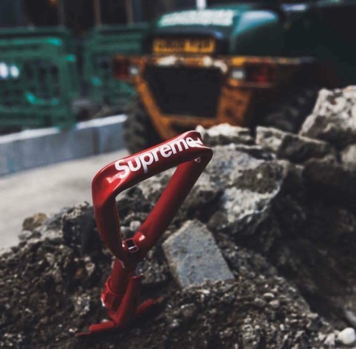 希望商店】Supreme SOG® Collapsible Shovel 17FW 折疊鏟子鐵鏟| Yahoo