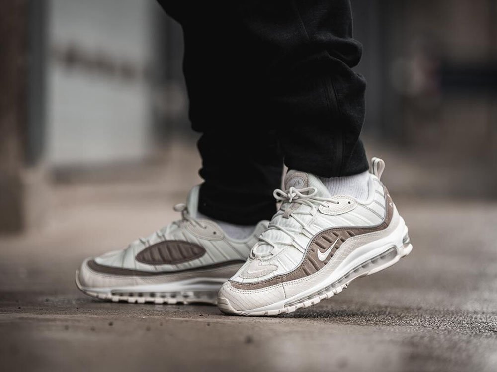 現貨- Nike Air Max 98 SE Snakeskin 米白卡其蛇皮AO9380-100 | Yahoo