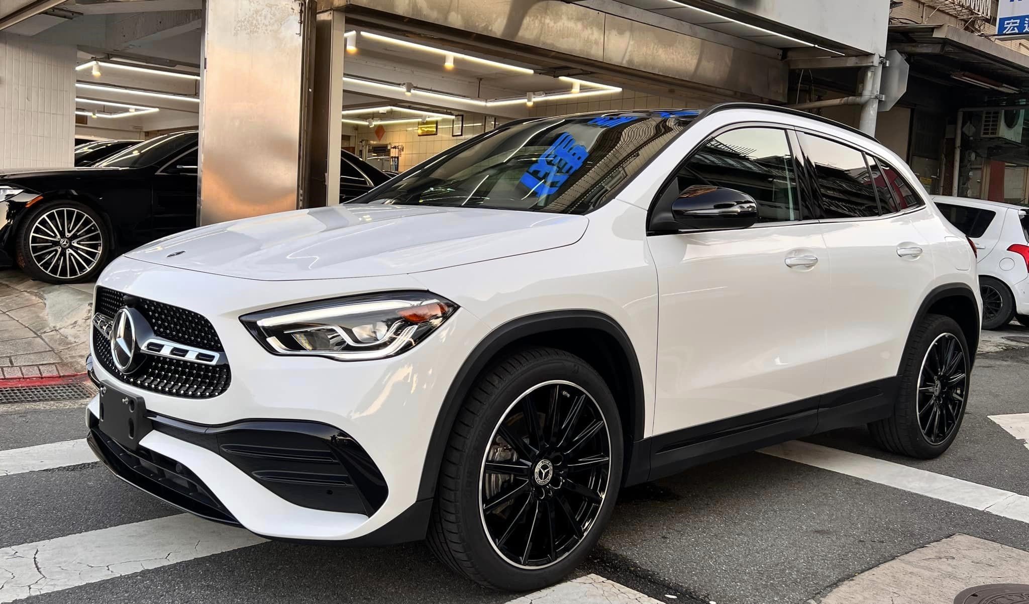 2021 M-Benz 賓士 Gla-class