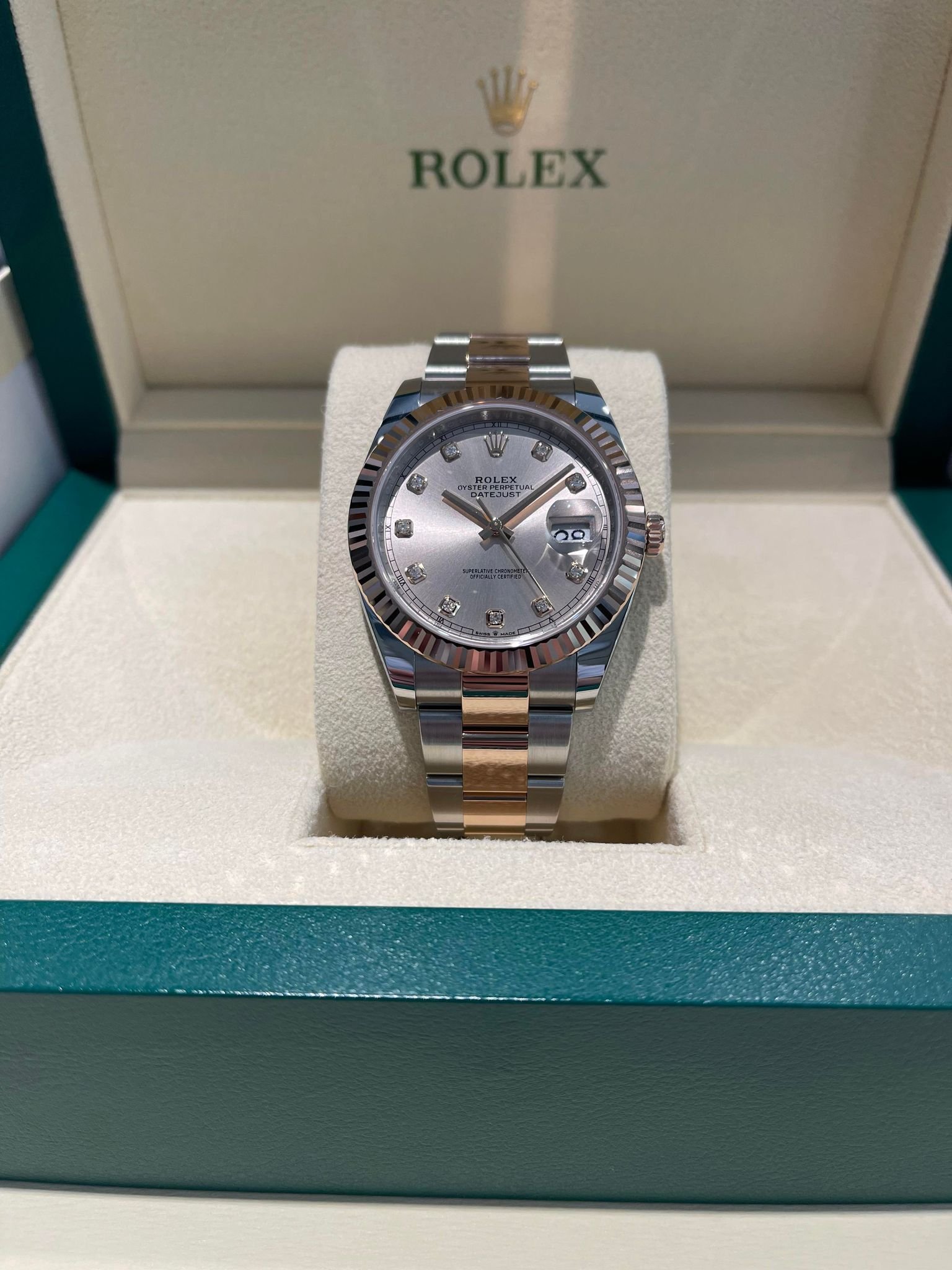 ROLEX  勞力士  DATEJUST 41 玫瑰金半金款 126331 獨特SUNDUST鑲鑽錶面 三角坑紋圈