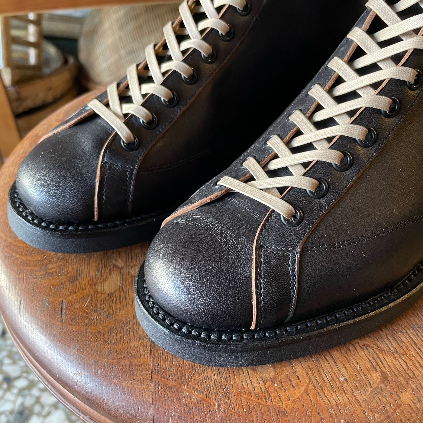 最高の品質の Brother Bridge HENRY HORSE HIDE 7 BLACK ブーツ