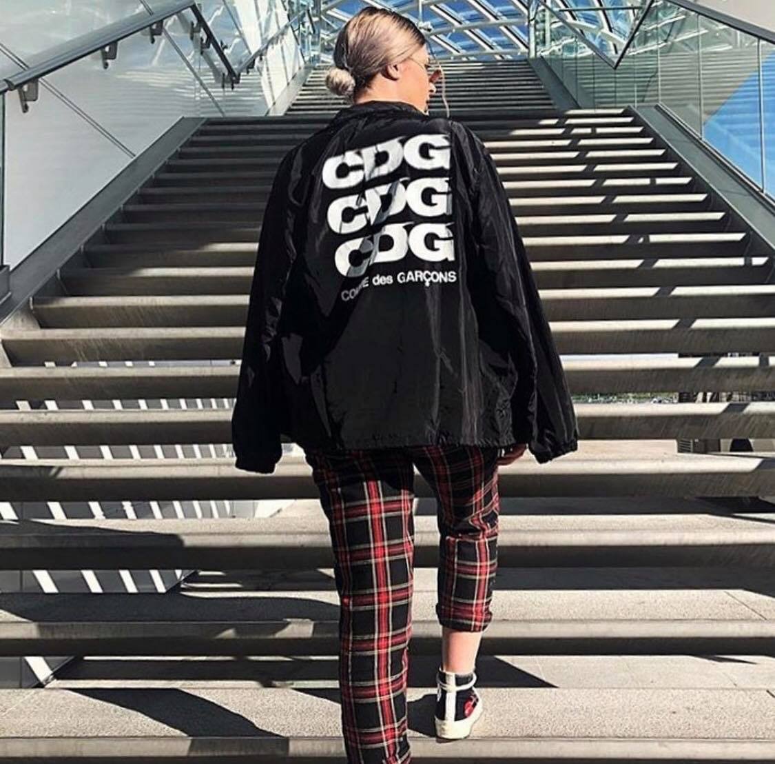 CDG COACH JACKET 川久保玲教練外套尼龍材質新版日本正品藍黑兩色中性