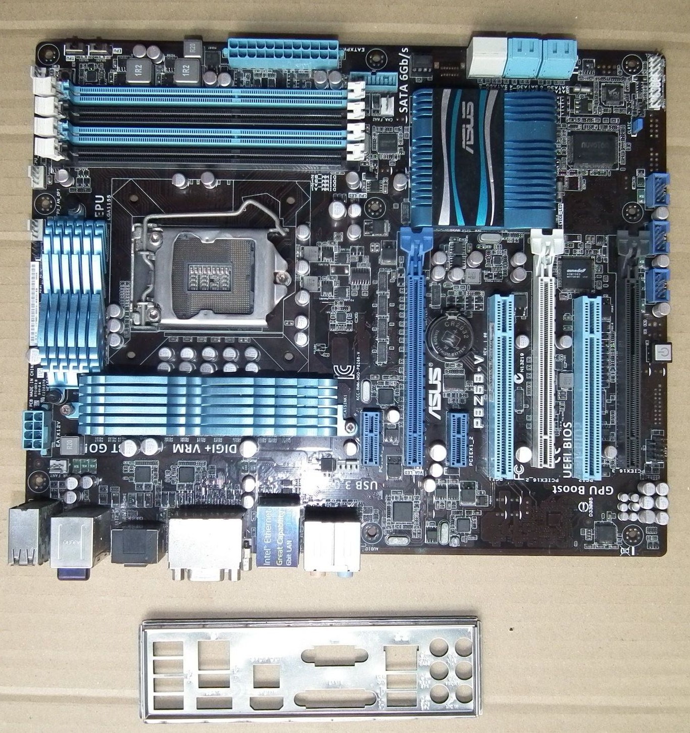 Asus華碩P8Z68-V 主機板intel lga1155 z68(p67 z77 h77 h61 b75 h77)