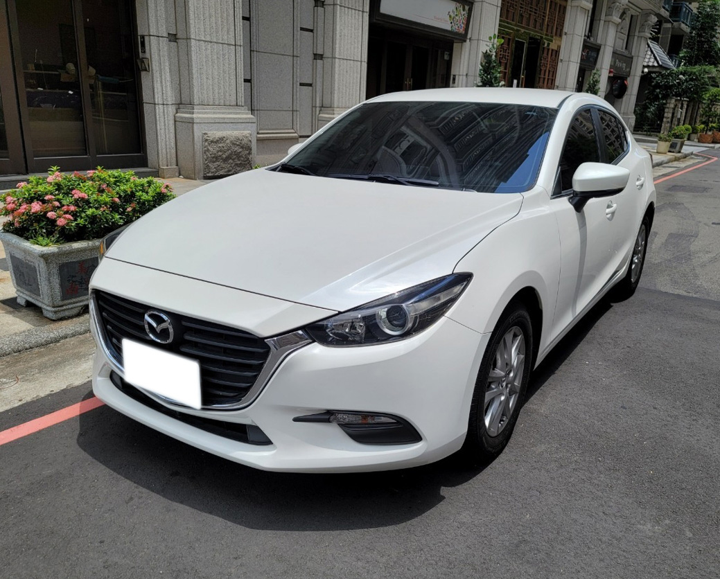 2017 Mazda 馬自達 3 4d