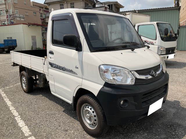 2015 Mitsubishi 三菱 商用車