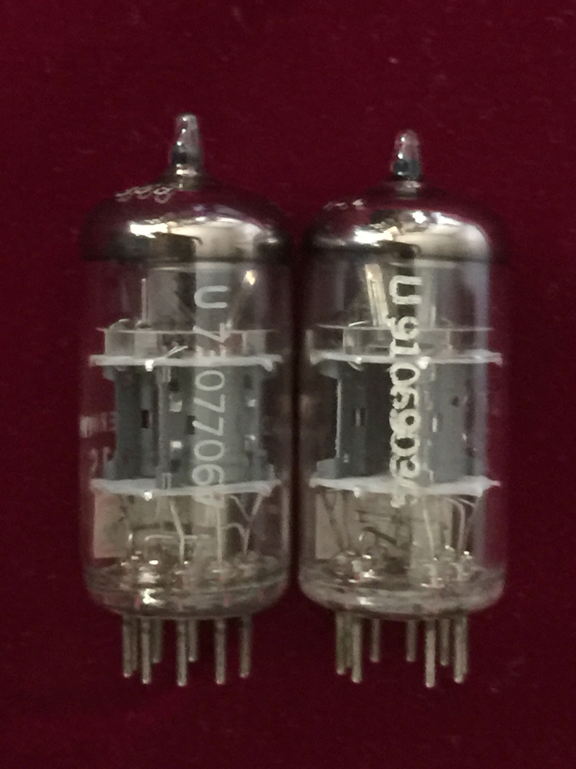 售Telefunken ECC801S(直代ECC81,12AT7) 配對真空管一對(兩隻