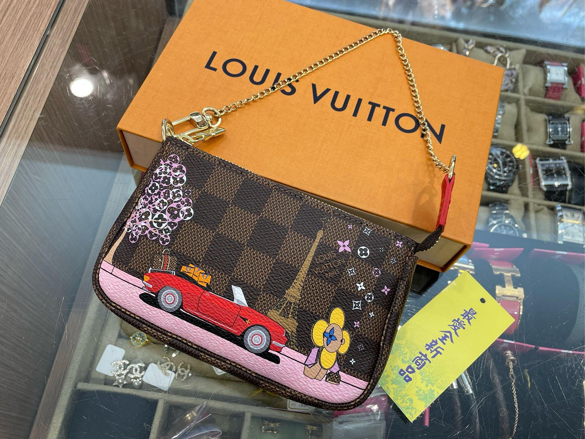 ☆最愛二手精品☆ LOUIS VUITTON LV 全新咖啡色棋盤格櫻花跑車巴黎鐵塔金鍊手提包收納包小包N60259 麻將包 XG6971