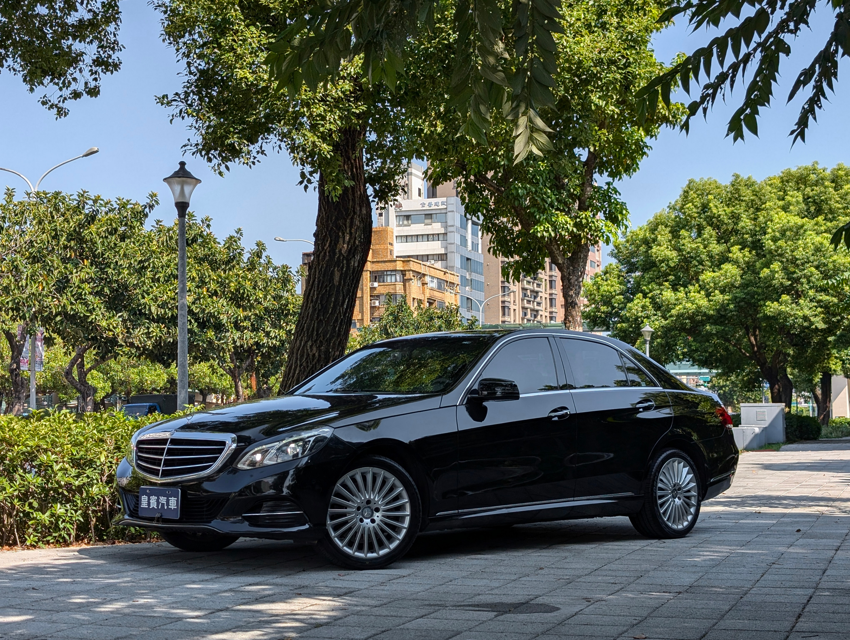 2015 M-Benz 賓士 E-class