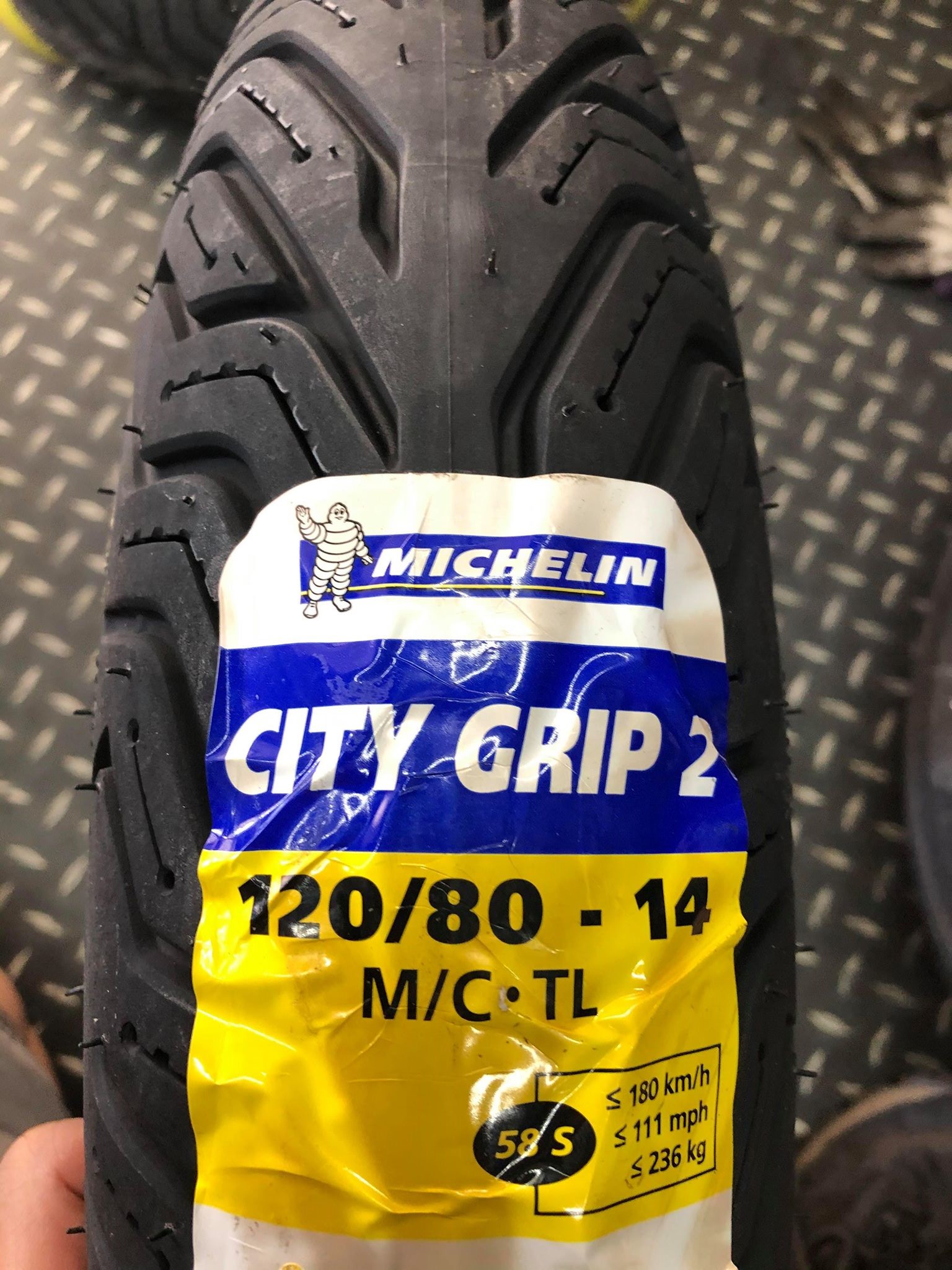 96%OFF!】 ミシュラン パワー カップ2 MICHELIN POWER CUP2 120 70ZR17