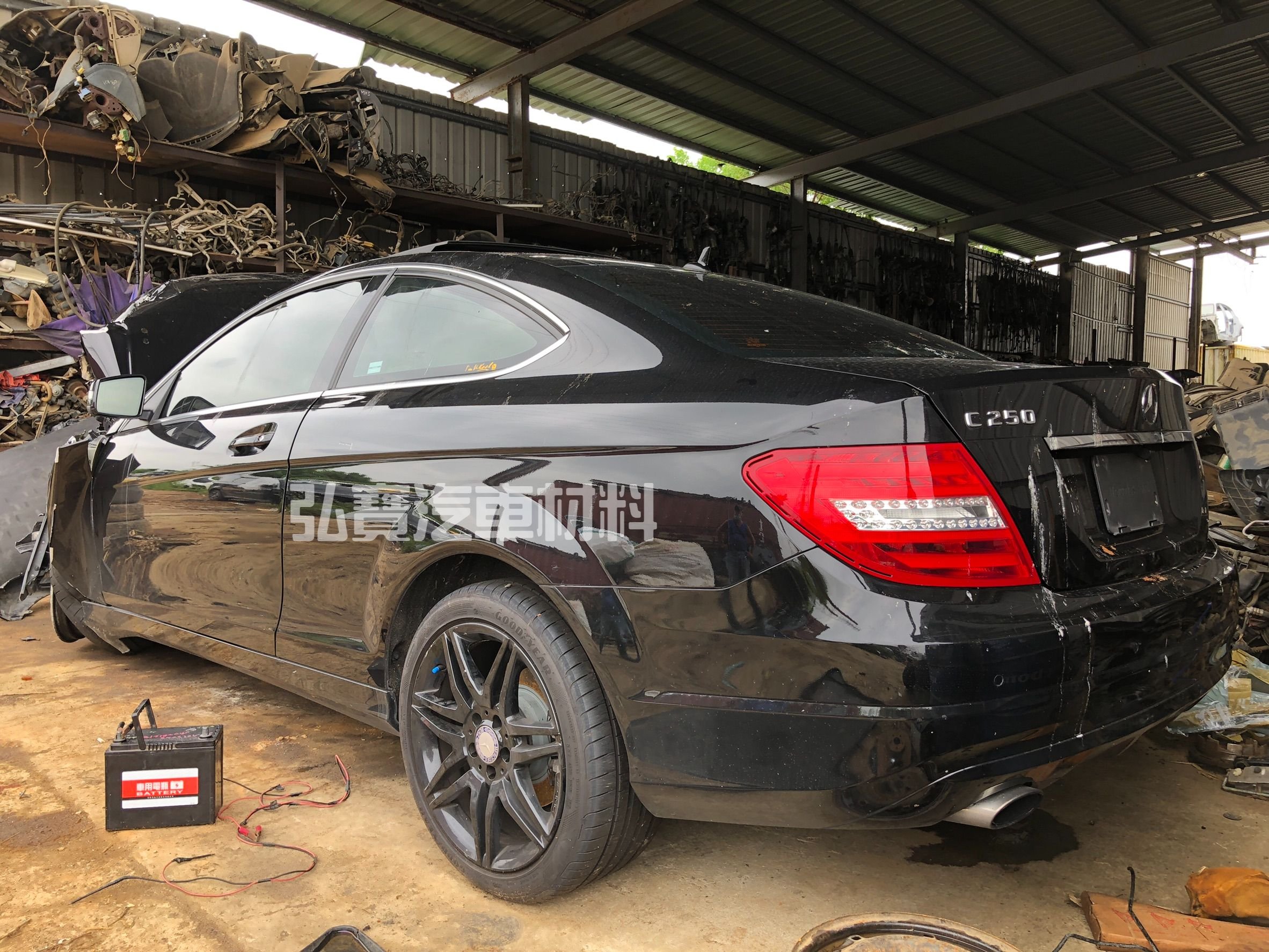 《弘寶汽車材料》BENZ/賓士 W204 C250｜零件車/材料車/報廢車｜收報廢車/事故車/權利 車 歡迎洽詢