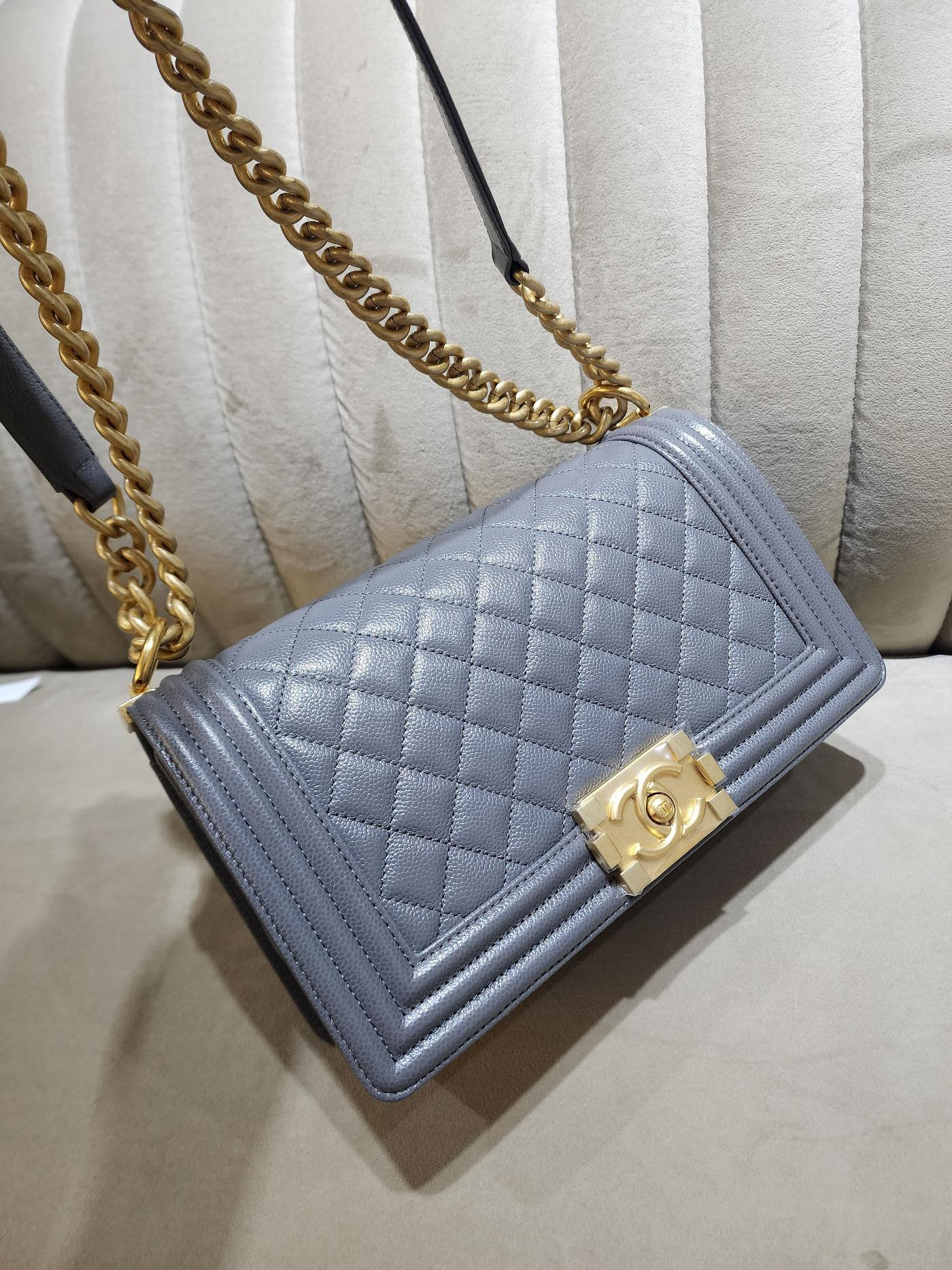 Chanel 灰色boy 25