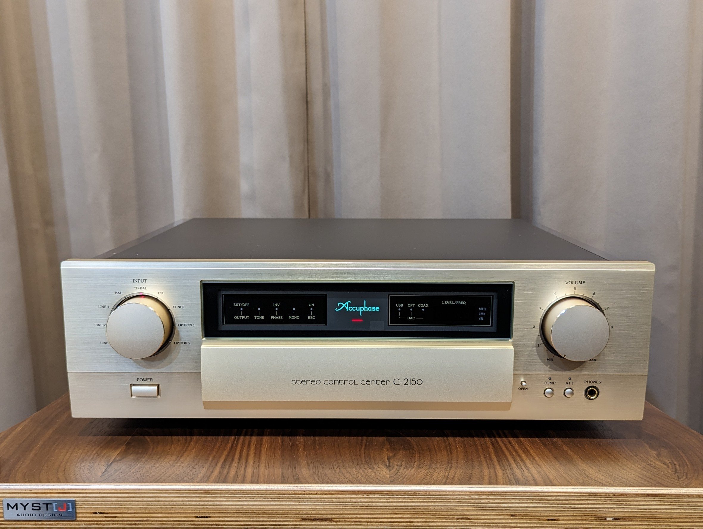 【9S Accuphase】【良品】(現貨) C-2150 前級擴大機『保固兩年』