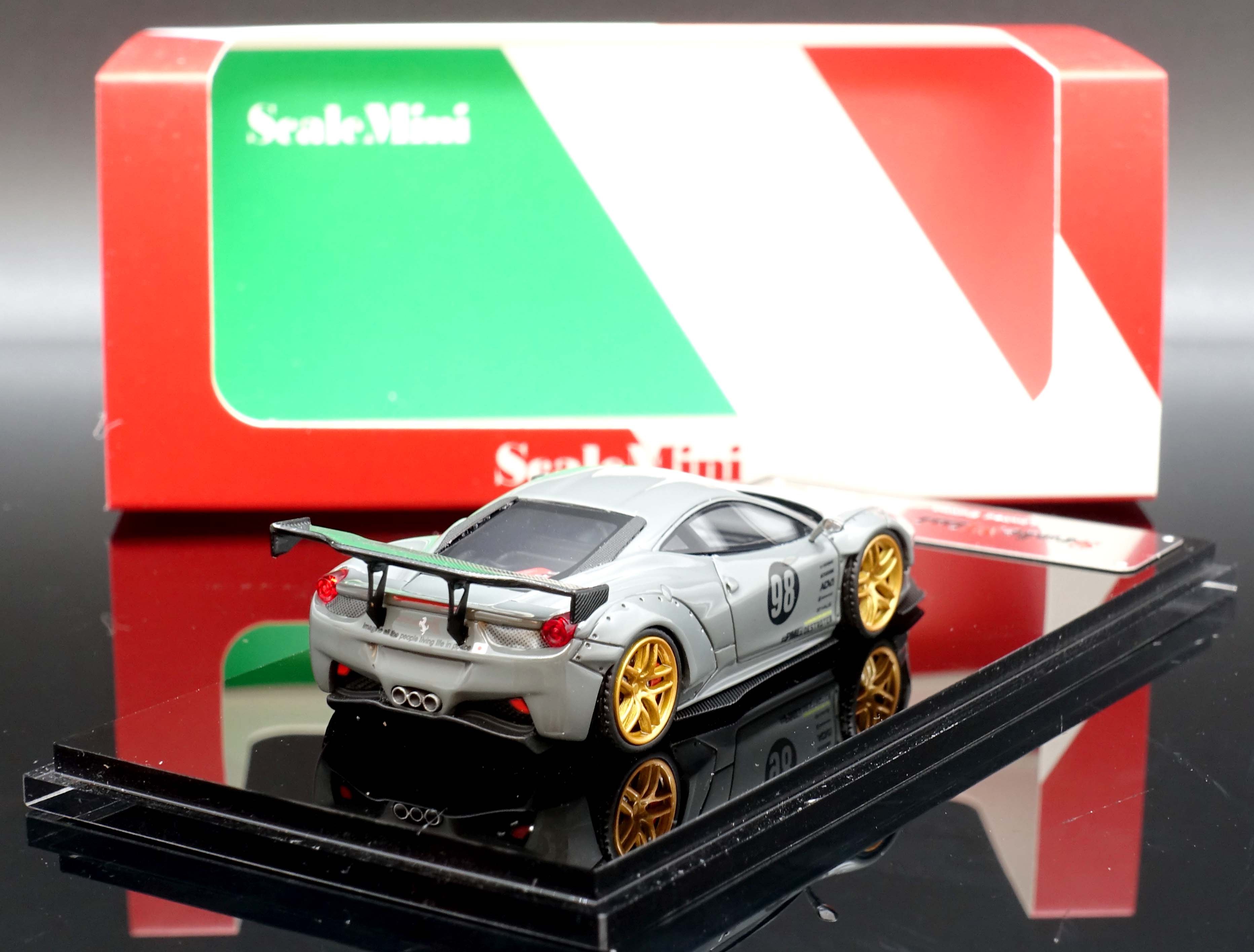 Jual Scale Mini FERRARI 458 SUPREME Louis Vuitton diecast