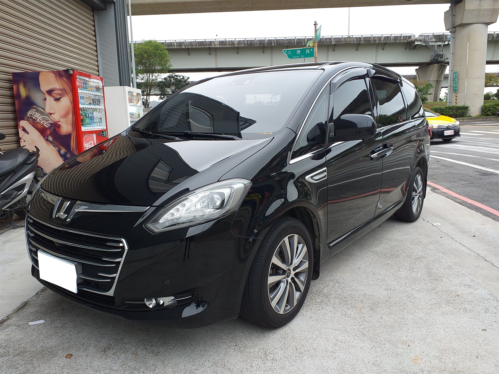 2014 Luxgen 納智捷 M7 turbo