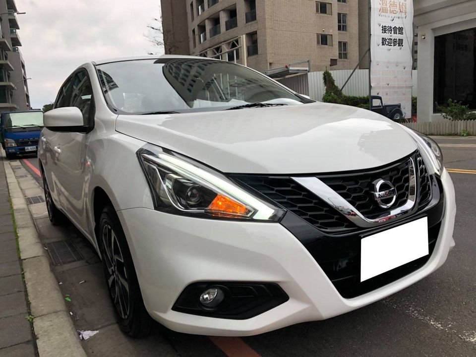 2019 Nissan 日產 Tiida 5d