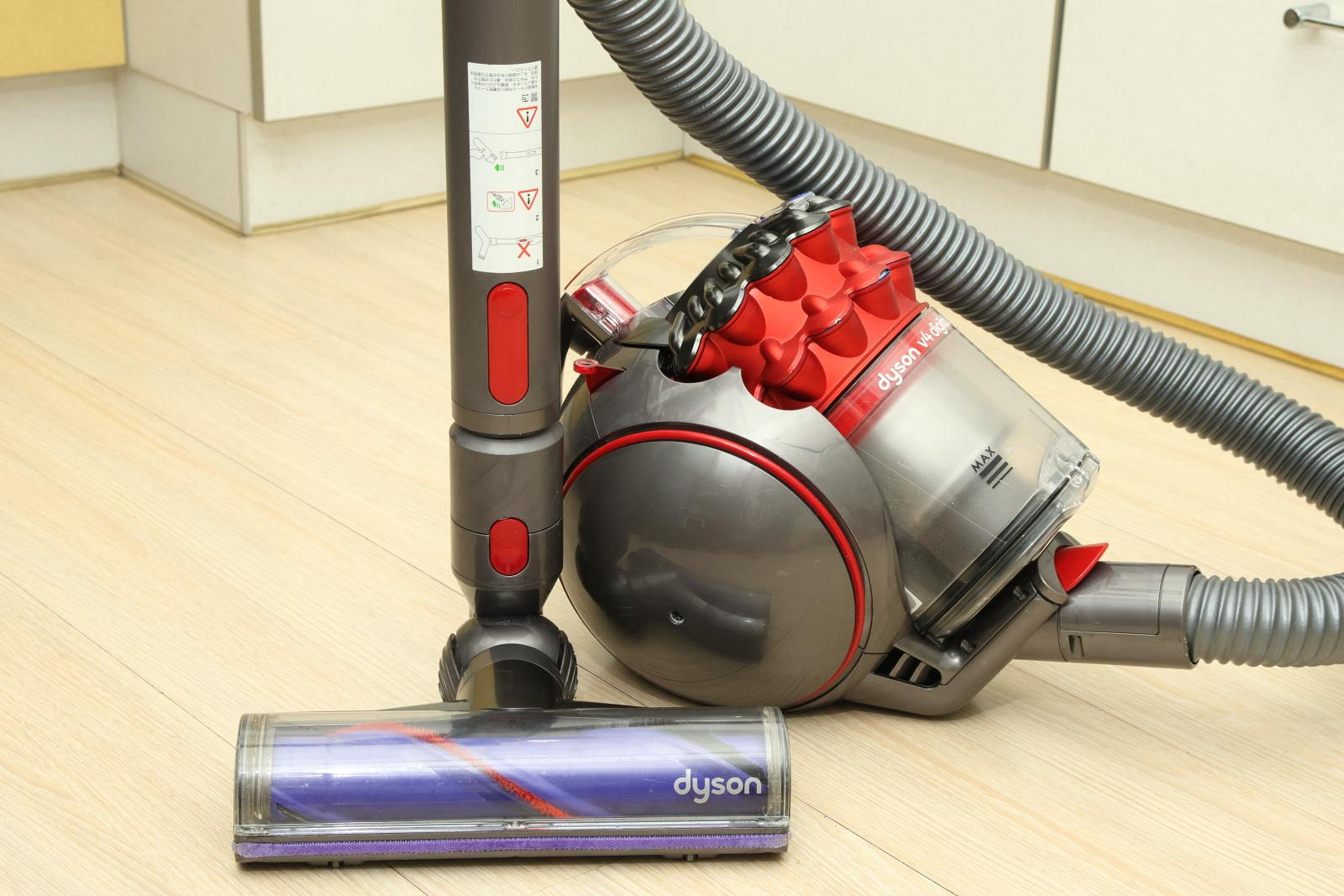 Dyson Digital V4  dyson cy29 最新代有線吸塵器 台灣公司貨 氣旋已清理 二吸頭全新