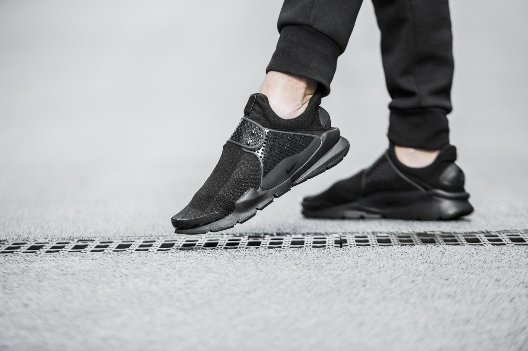 【DANDY SELECT】NIKE SPORTSWEAR SOCK DART ALL BLACK 全黑 襪套